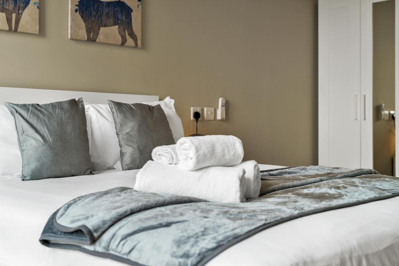 Oyo Fine B&B Hanwell Eksteriør billede